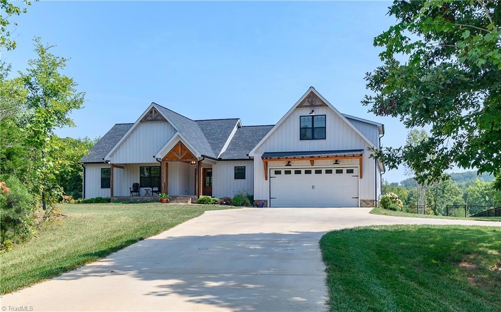 3646 Tot Hill Farm Rd, Asheboro, NC 27205 - photo 1