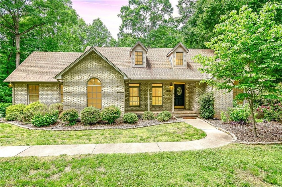 3151 Creekridge Dr, Asheboro, NC 27205 - photo 1