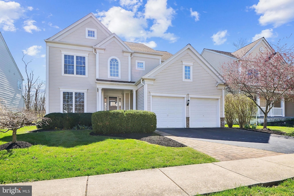 351 E Armstrong Dr, Fountainville, PA 18923 - photo 1