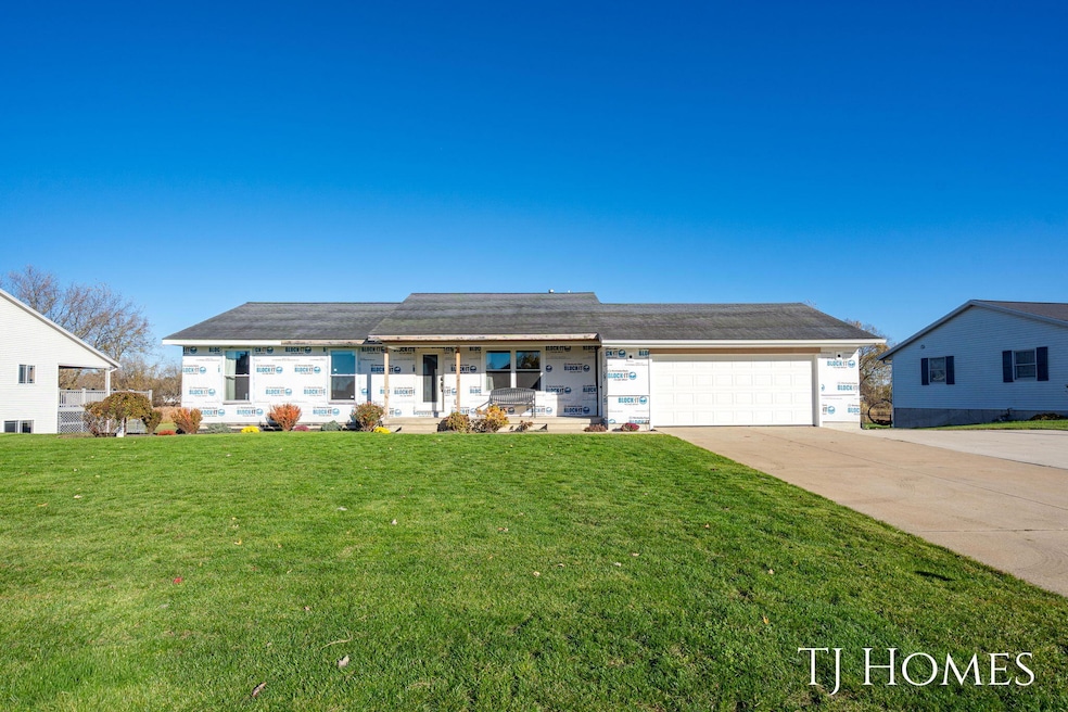 1-web-or-mls-4351 Hickory View Ct-1