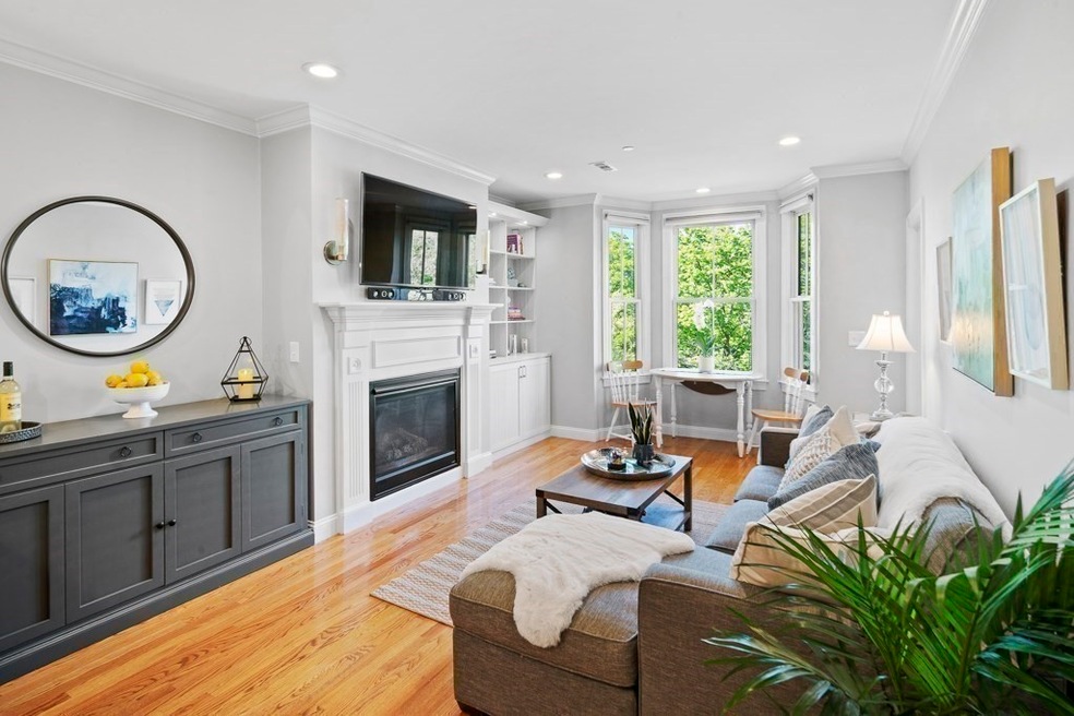 362 Bunker Hill St unit 2, Charlestown, MA 02129 - photo 1