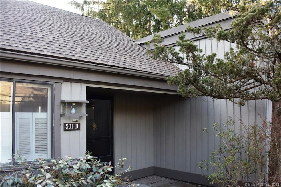 501 Heritage Village unit B, Southbury, CT 06488 - photo 1