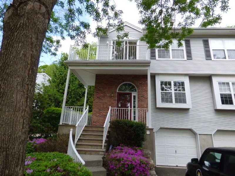 100 Brookside Ln unit 8001, Mount Arlington, NJ 07856 - photo 1