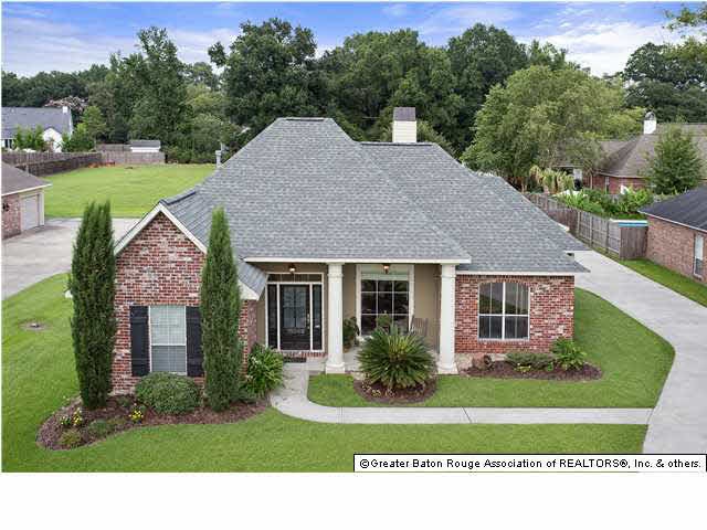 18048 Old Jefferson Hwy - Beautifully Updated Home