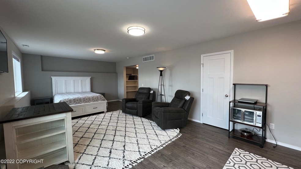 5600 Tudor Square Ct unit B, Anchorage, AK 99504 - photo 1