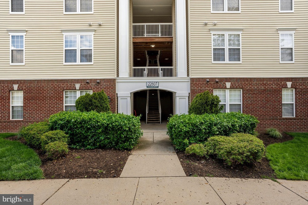 22607 Blue Elder Terrace unit 202, Ashburn, VA 20148 - photo 1