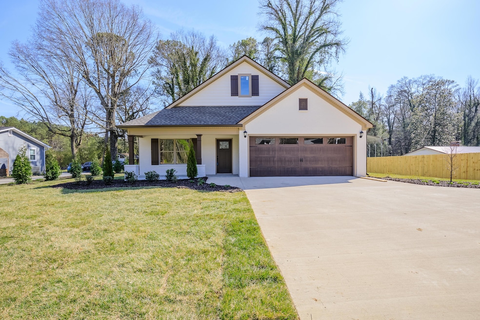 404 Warthen St, LaFayette, GA