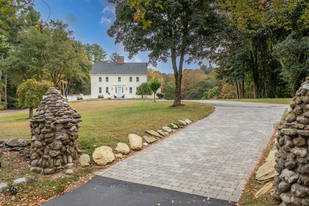 240 Green Hollow Rd, Danielson, CT 06239 - photo 1