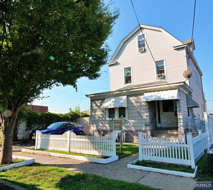 552 Gutheil Place, Lyndhurst, NJ 07071 - photo 1