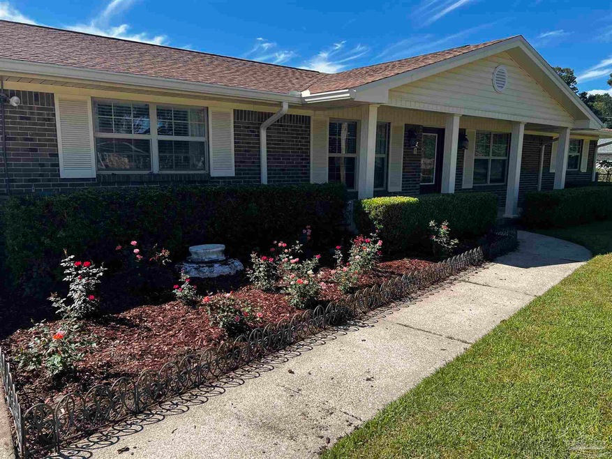 2403 Belleflower Rd, Pensacola, FL 32526 - photo 1