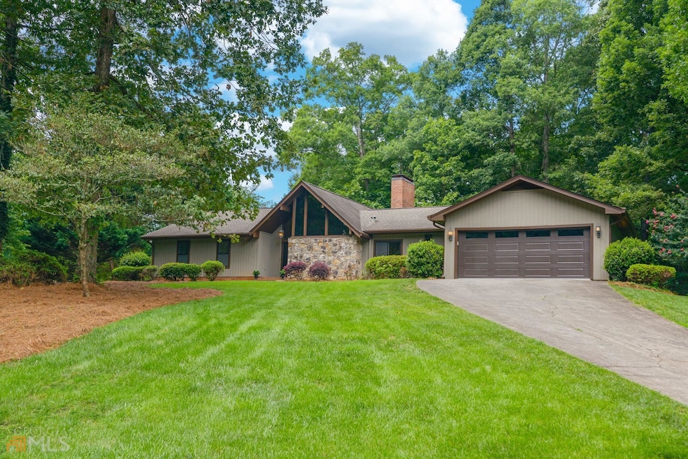 110 Pine Glade Trace, Roswell, GA 30075 - photo 1