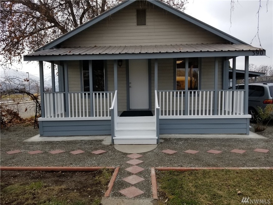 390 S Kentucky Ave, East Wenatchee, WA 98802 - photo 1