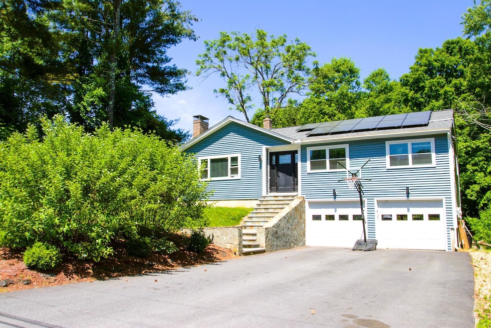 45 Coburn Ave, Nashua, NH 03063 - photo 1