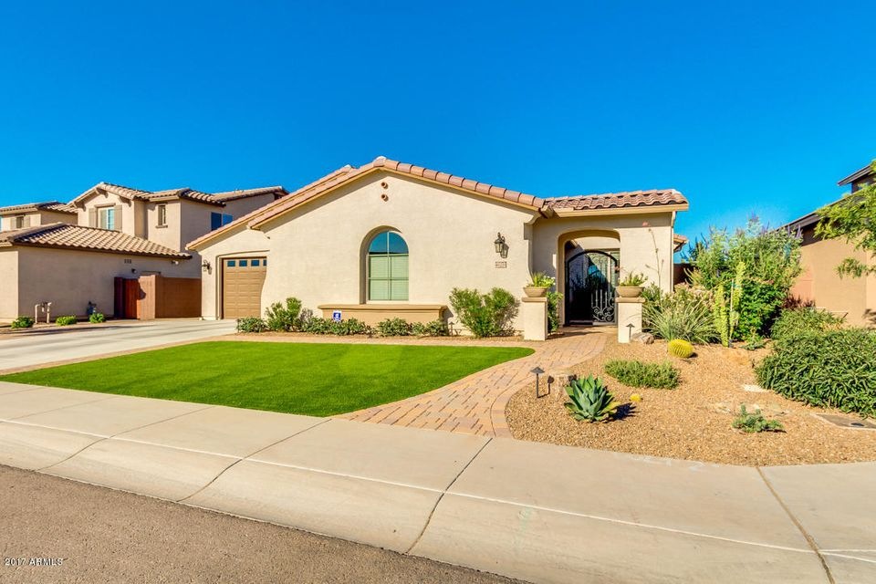 41231 N Linden St, San Tan Valley, AZ 85140 - photo 1