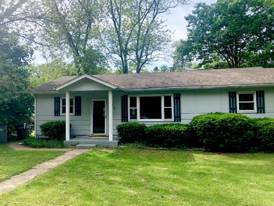 138 S Norton