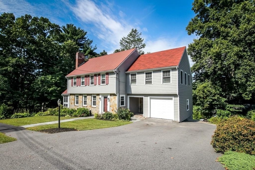 120 Lexington Ave, Needham Heights, MA 02494 - photo 1