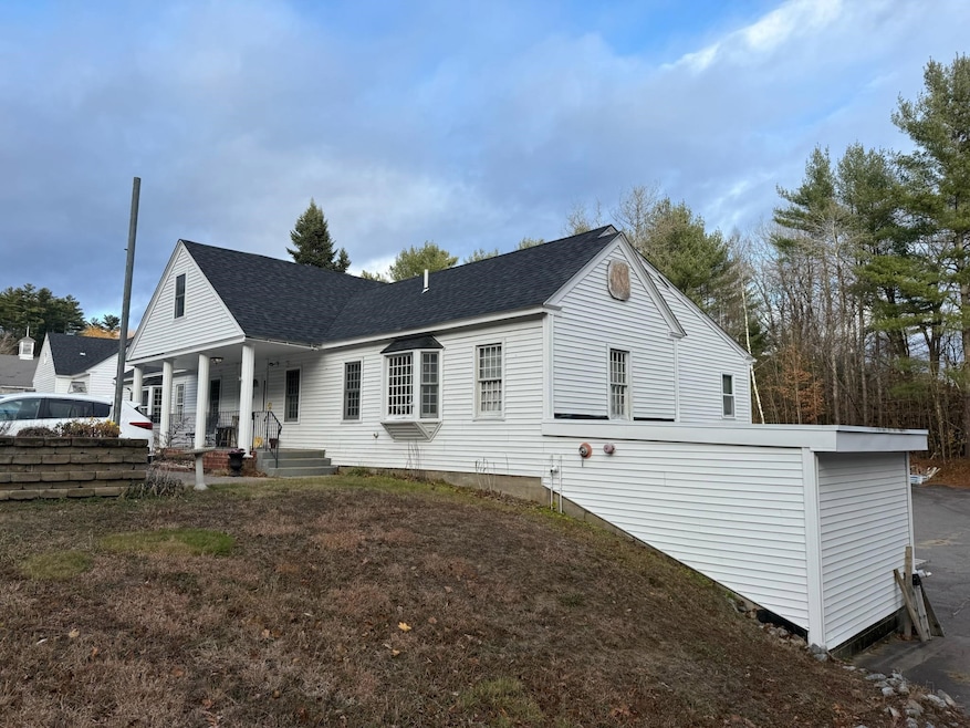 4 Commerce St unit 2, Hill, NH 03243 - photo 1