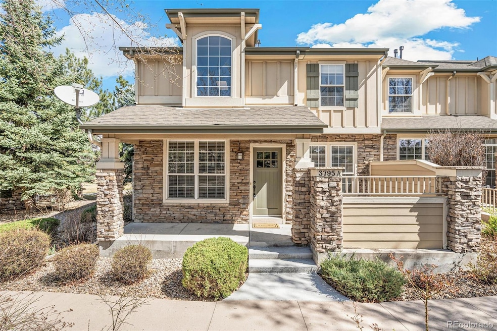Pending $579,500 • Co-Listing Agent