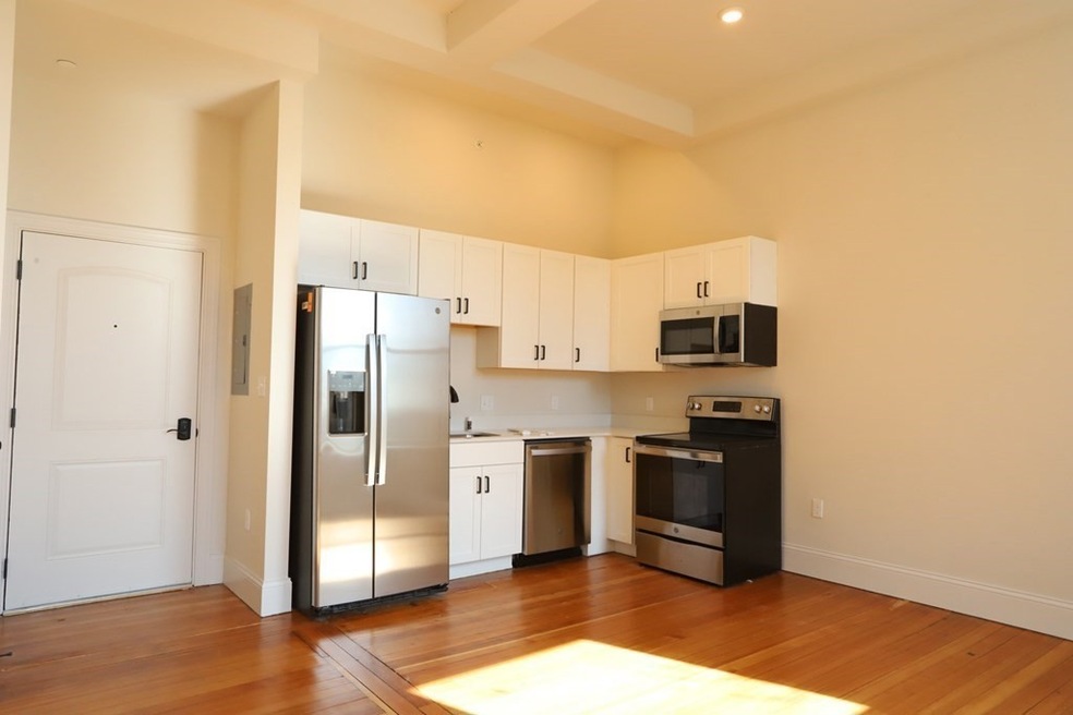 38 Exchange St unit 203, Lynn, MA 01901 - photo 1