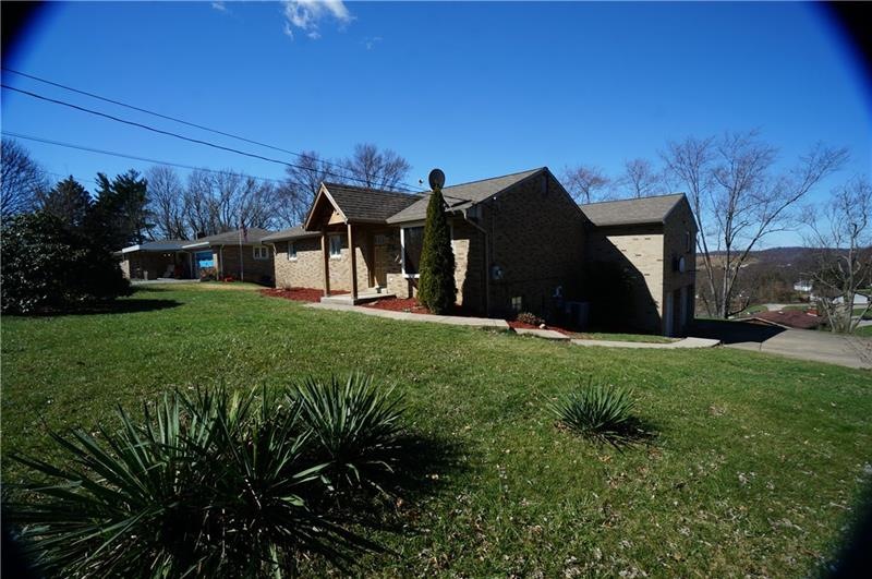 223 McConnell Rd all brick ranch w large addition 