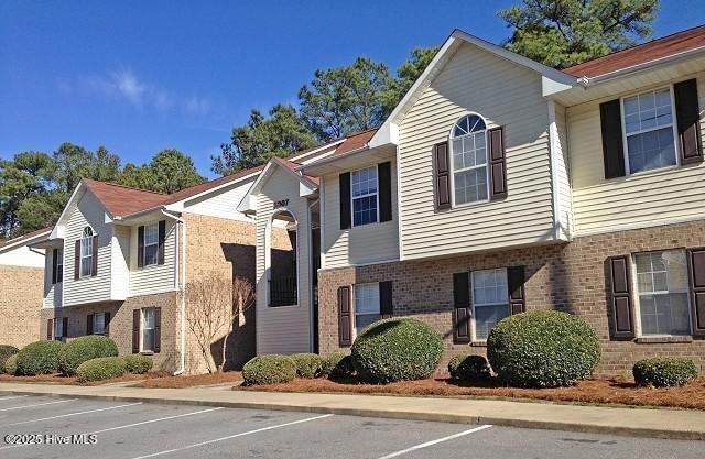 For Rent $1,250/month