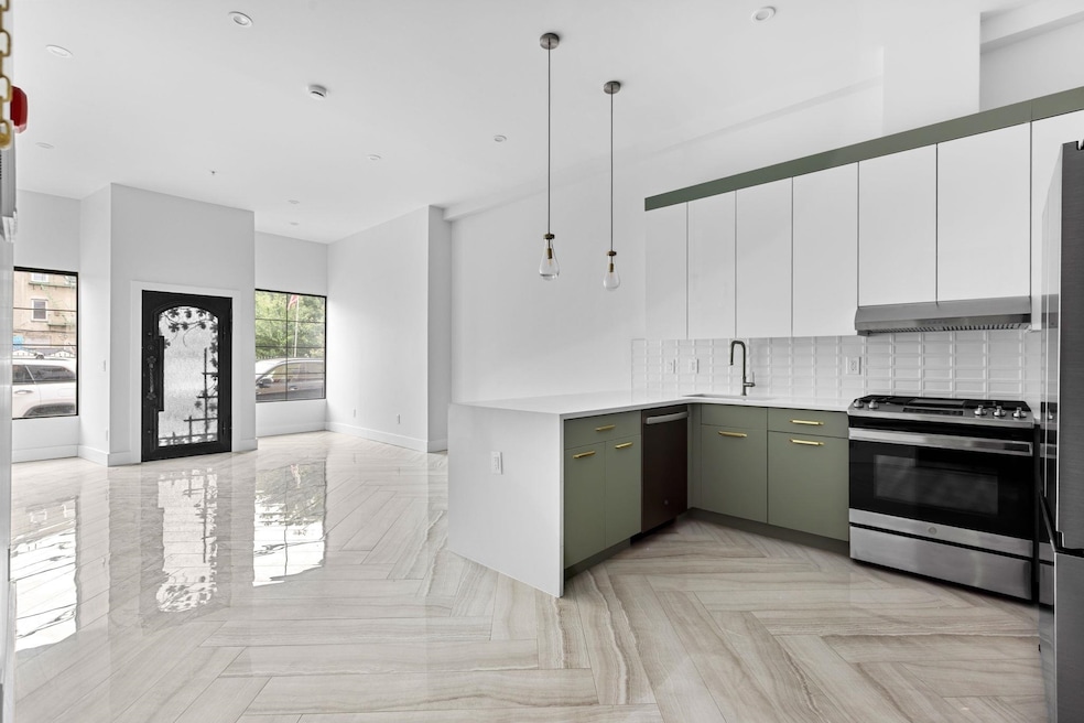 322 3rd St unit 1, Jersey City, NJ 07302 - photo 1