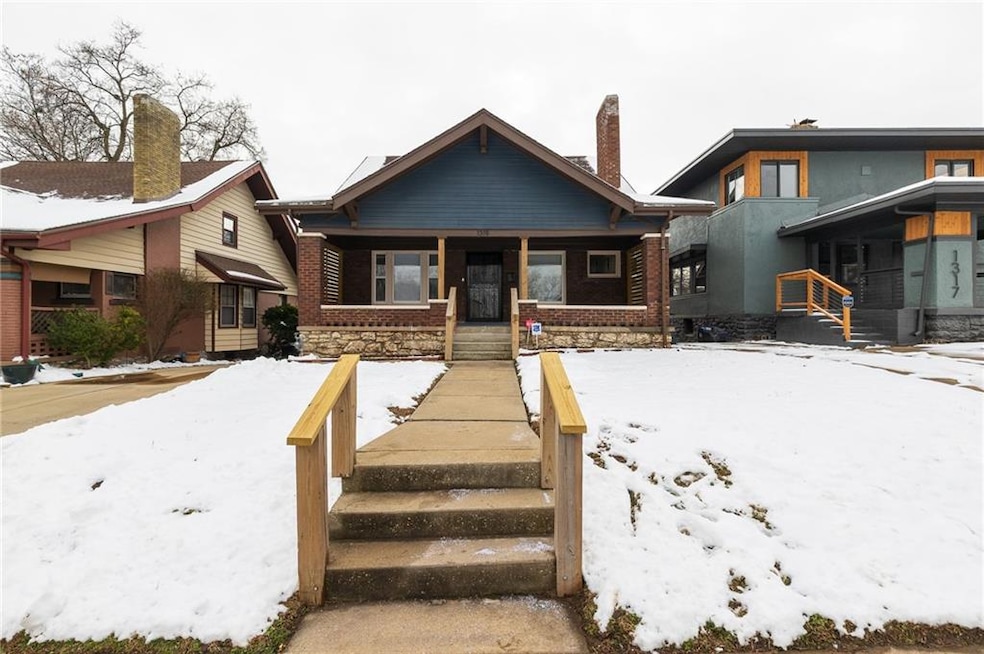 1319 E 28th St, Kansas City, MO 64109 - photo 1