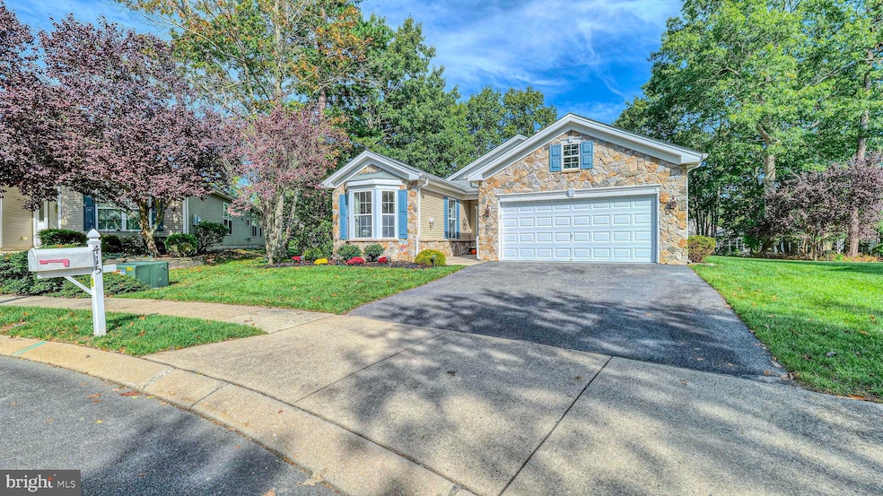 415 Scarborough Ct, Galloway, NJ 08205 - photo 1