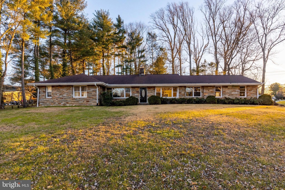 2222 Dalewood Rd, Lutherville Timonium, MD 21093 - photo 1