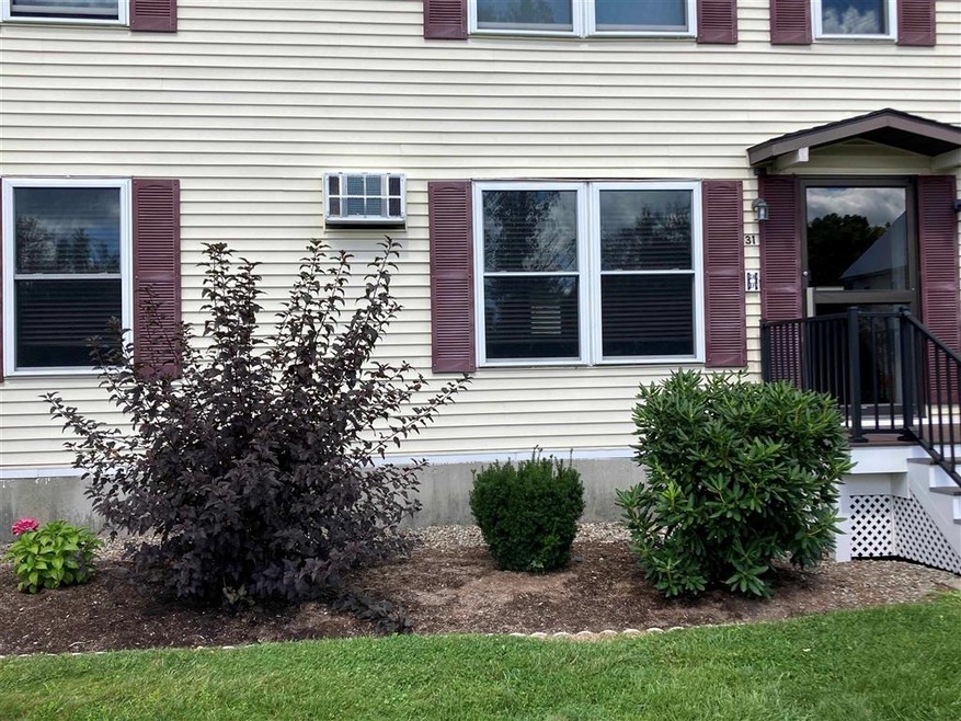 31 Central St, Hillsborough, NH 03244 - photo 1