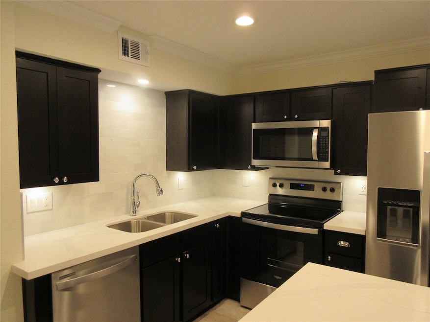 For Rent $1,295/month