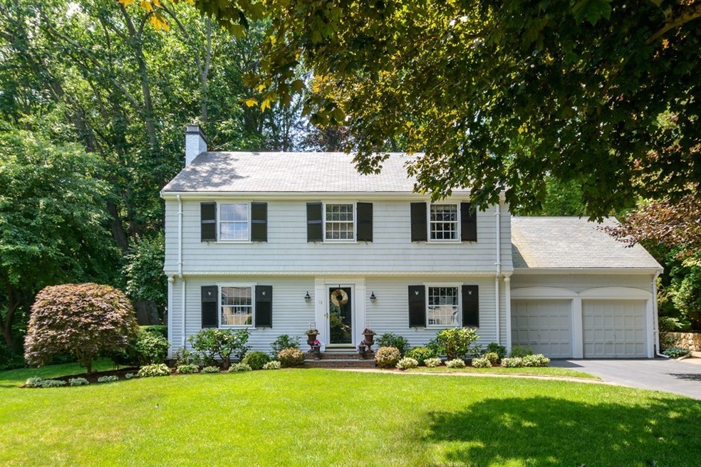 19 Thackeray Rd, Wellesley Hills, MA 02481 - photo 1