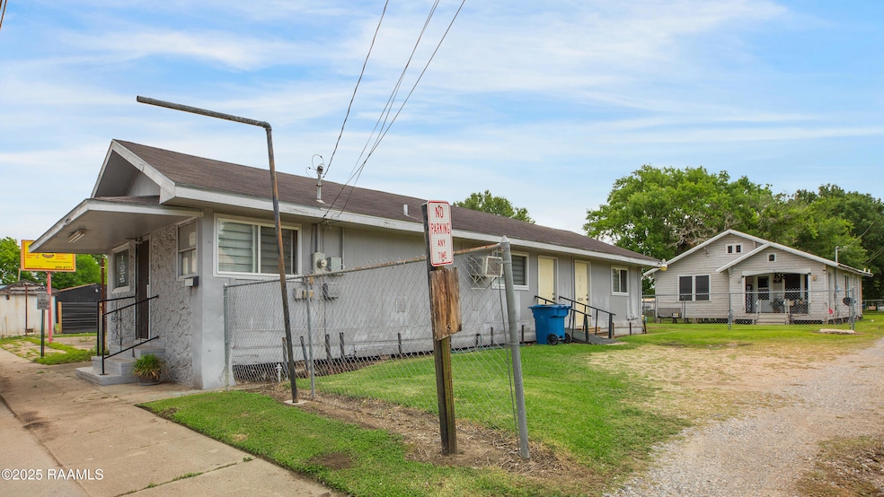 711 S Main -1