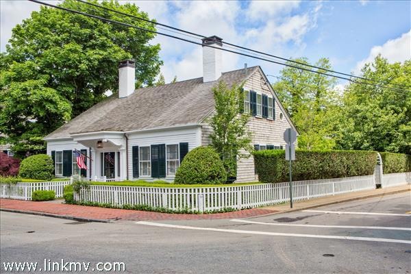 111 Upper Main St, Edgartown, MA 02539 - photo 1
