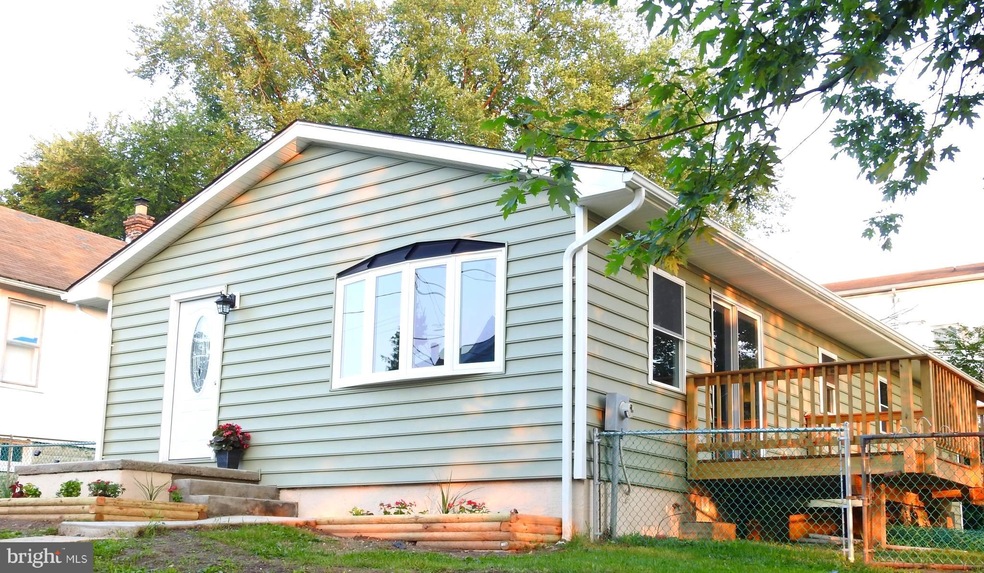 103 Hazel Ave, Halethorpe, MD 21227 - photo 1