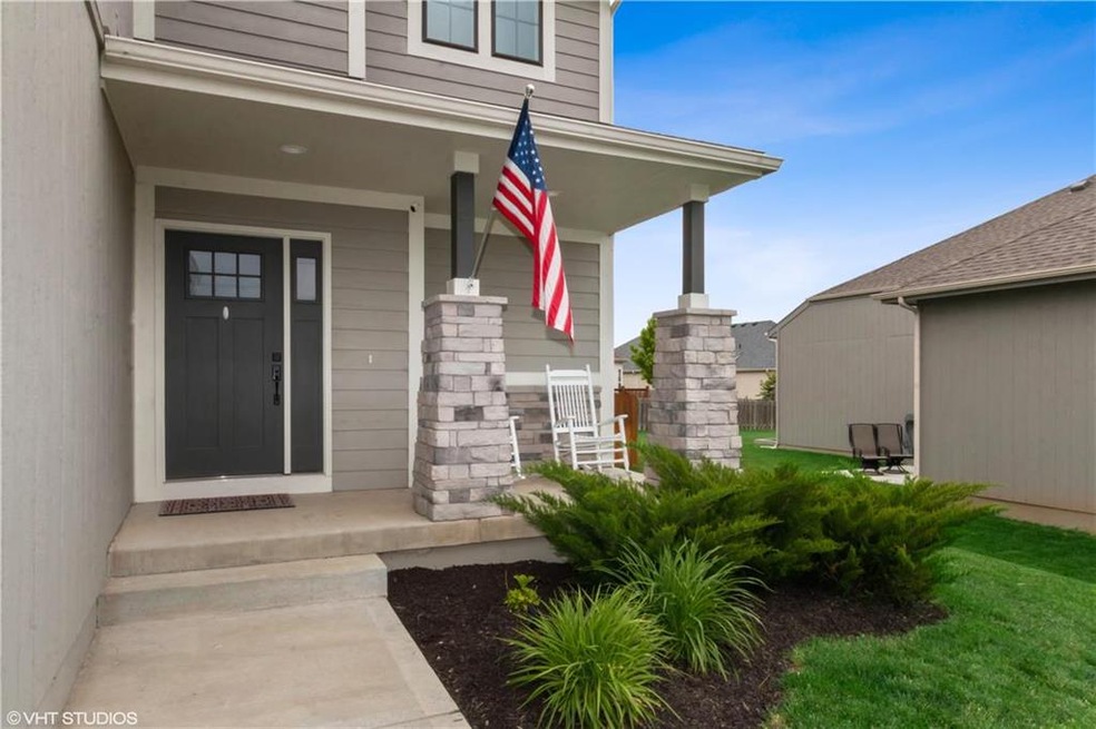 4915 Longview St, Shawnee, KS 66218 - photo 1