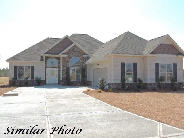 305 Plantation Dr, Jacksonville, NC 28546 - photo 1