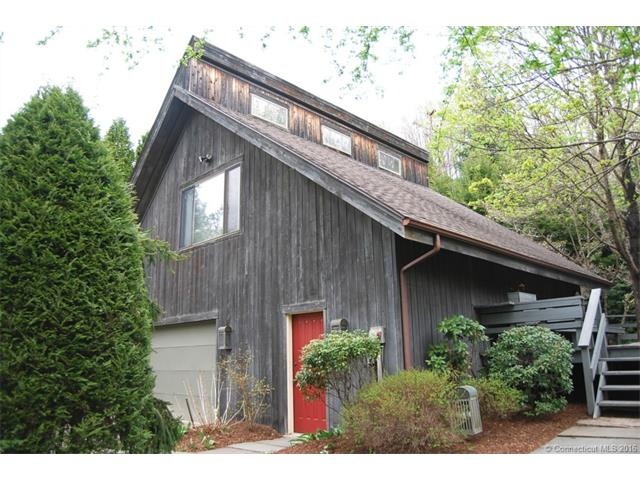 156 Middle Road Turnpike, Woodbury, CT 06798 - photo 1