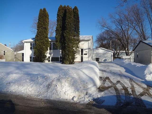 139 Pecos Cir, Carpentersville, IL 60110 - photo 1