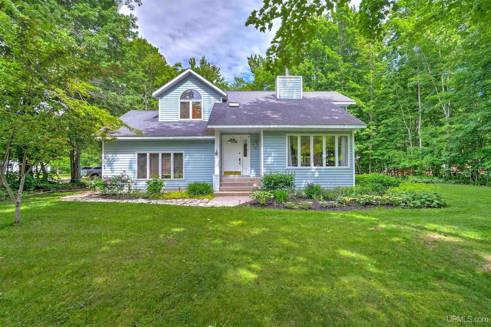 For Sale $310,000 • Co-Listing Agent
