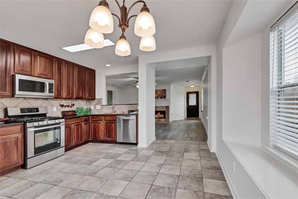 29430 Legends Green Dr, Spring, TX 77386 - photo 1