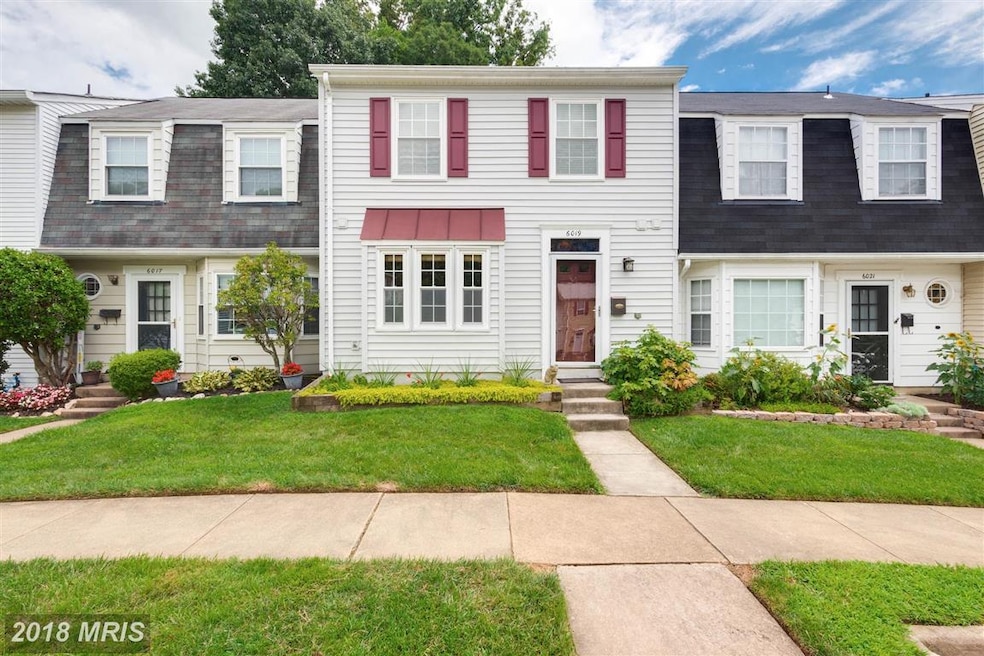6019 Sweet Dale Ct, Springfield, VA 22152 - photo 1