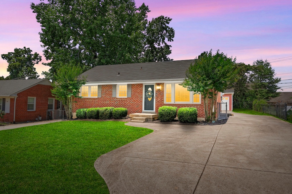 Under Contract $249,900 • Co-Listing Agent