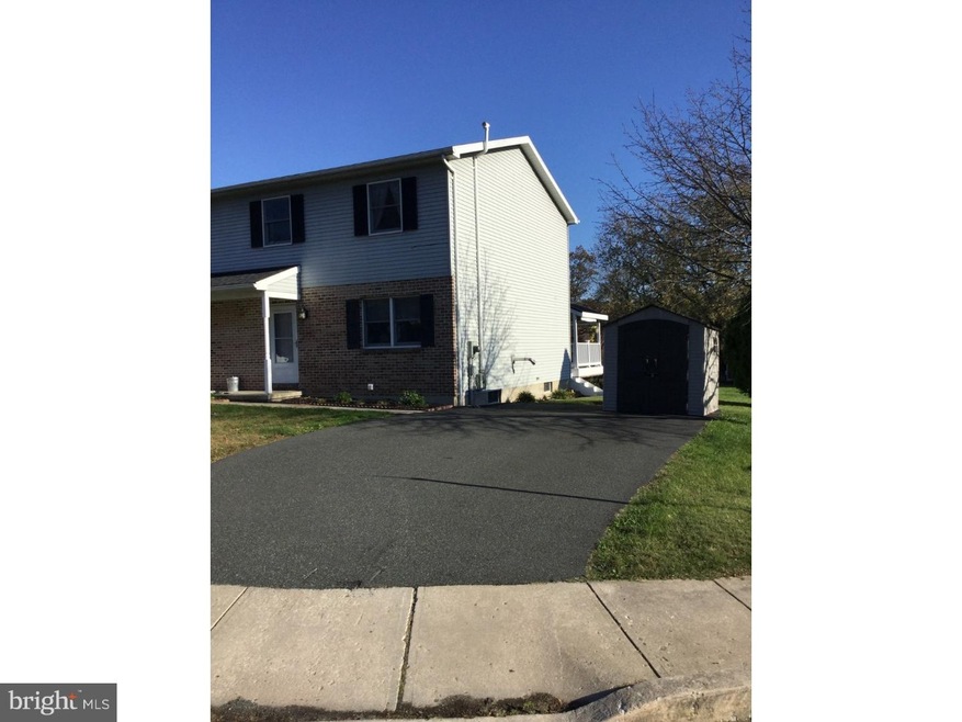 103 Meadow Ln, Bechtelsville, PA 19505 - photo 1