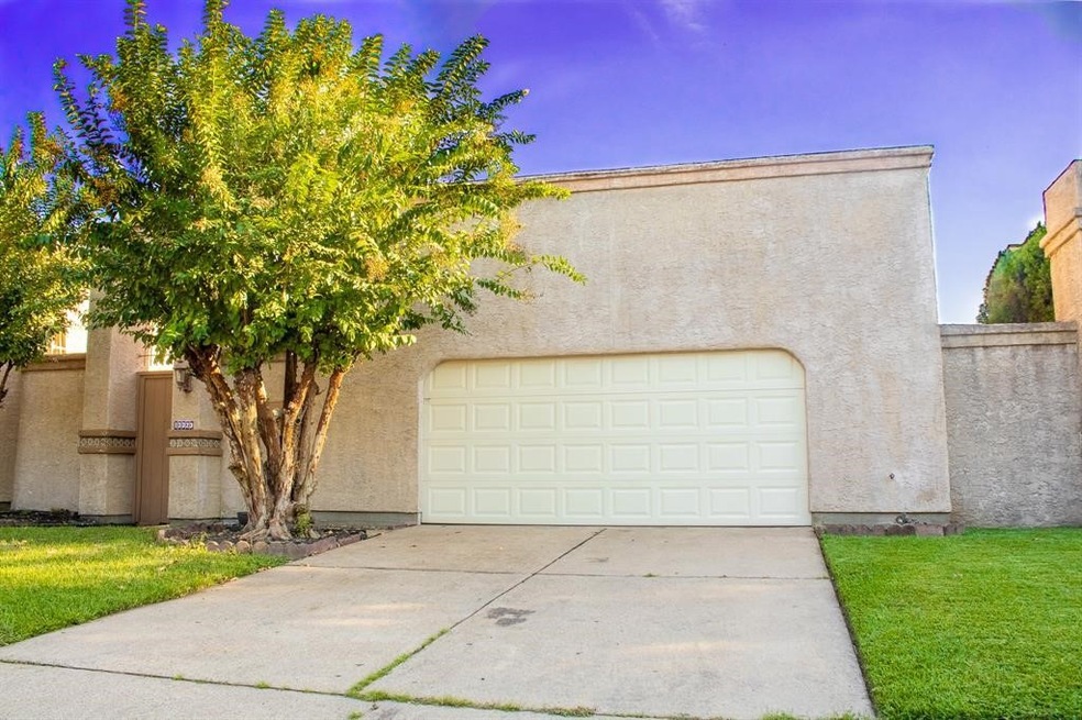 13323 Noblecrest Dr, Houston, TX 77041 - photo 1