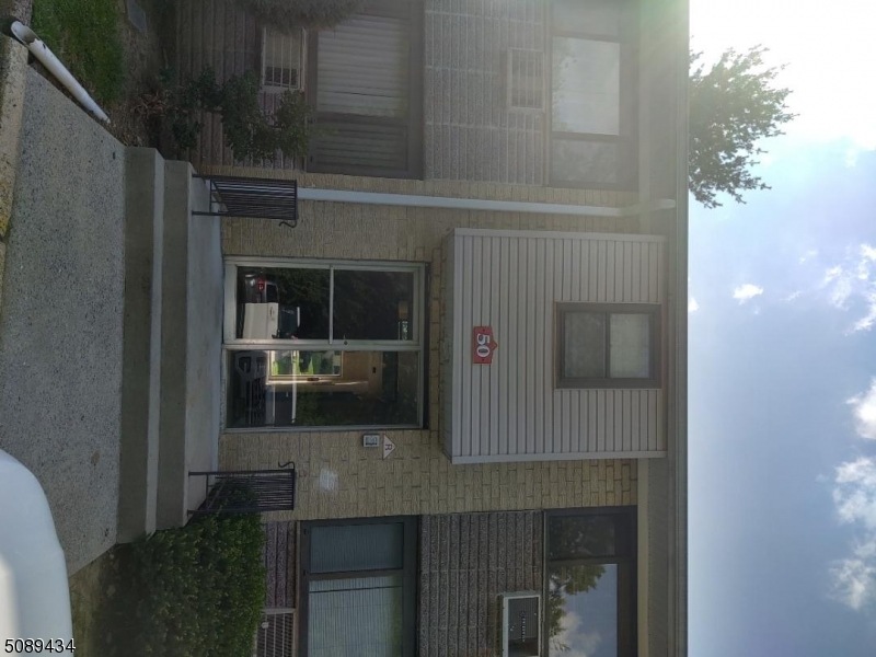 401 Highway22b50u8 unit H, North Plainfield Boro, NJ 07060 - photo 1
