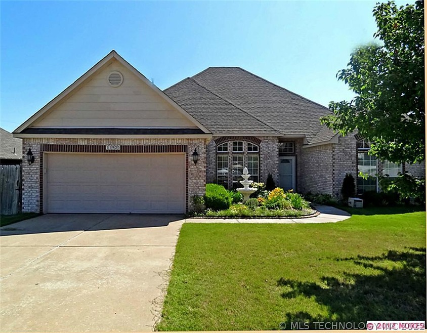 11905 S Cedar Ct, Jenks, OK 74037 - photo 1