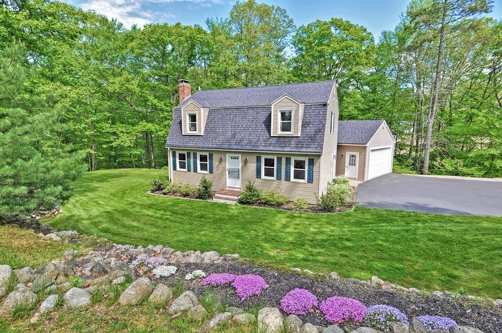 10 Gilmore Rd, Wrentham, MA 02093 - photo 1