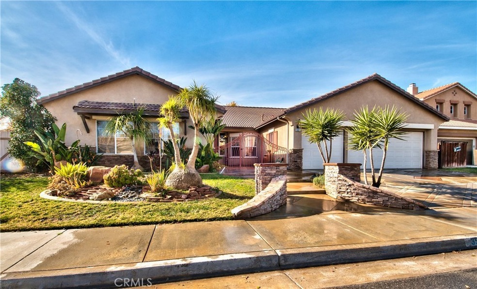 35911 Avignon Ct, Winchester, CA 92596 - photo 1