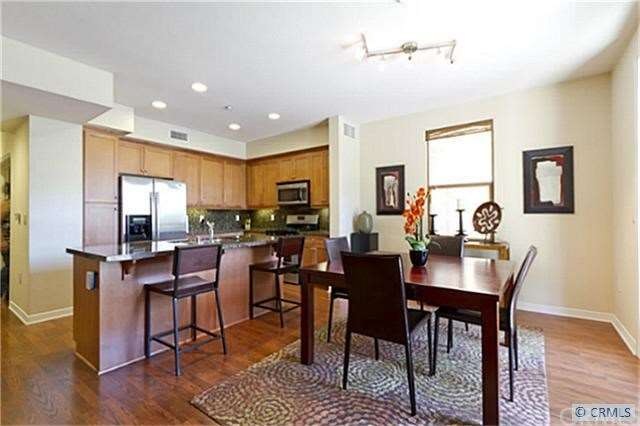 Open Kitchen